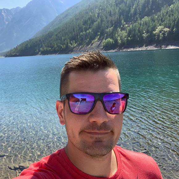 Meet your Posher, Scott - Picture 1 of 1